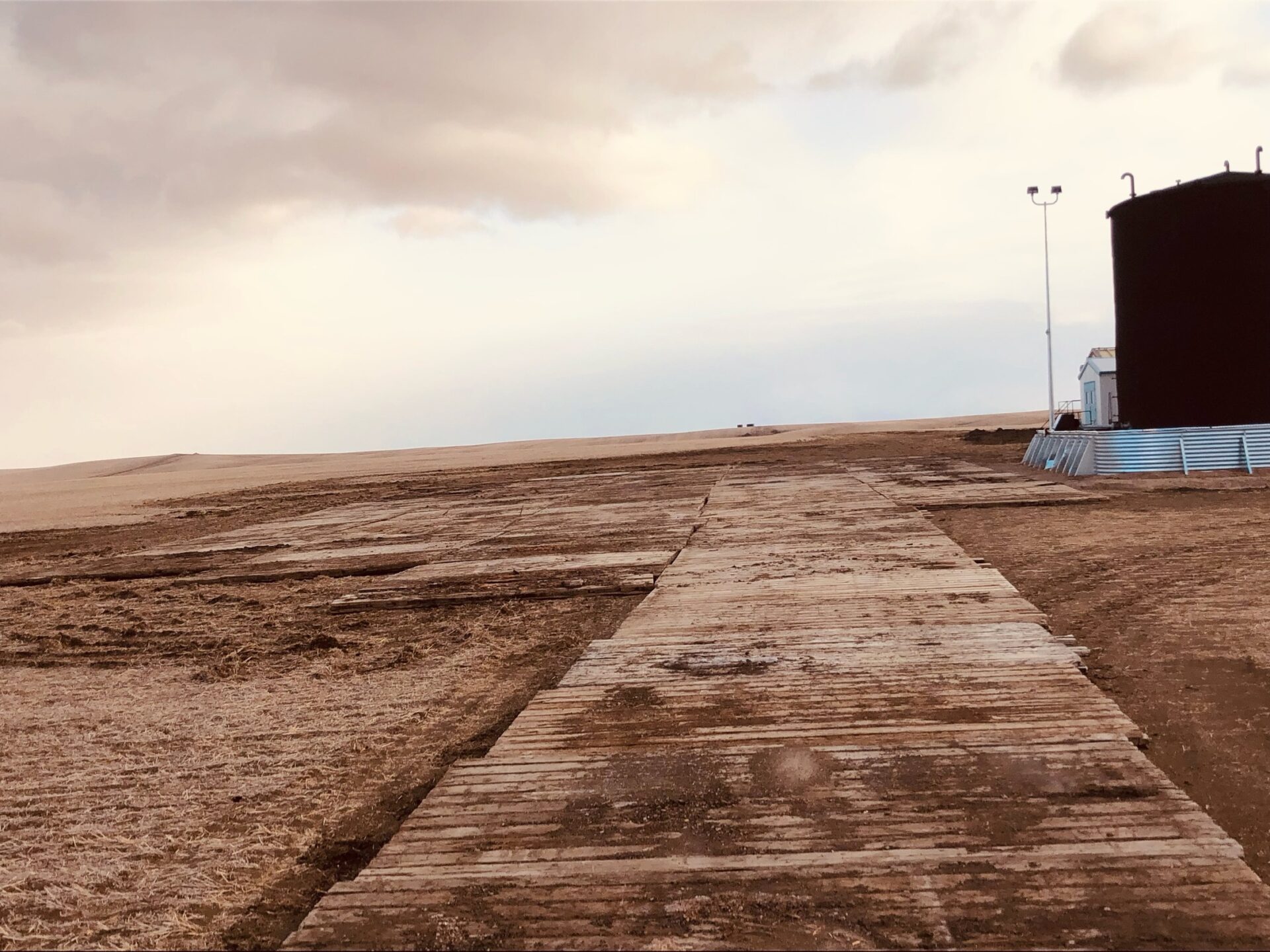 Shmittys Shwabbin rig mats at jobsite